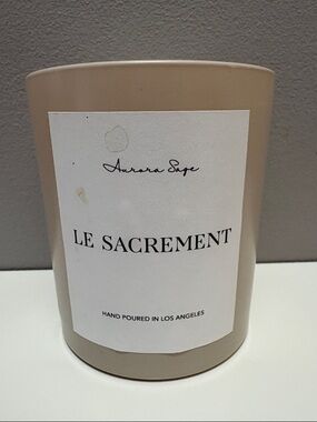 NEW Aurora Sage Le Sacrement Scented Candle Soft Musk Rose Sheer Patchouli